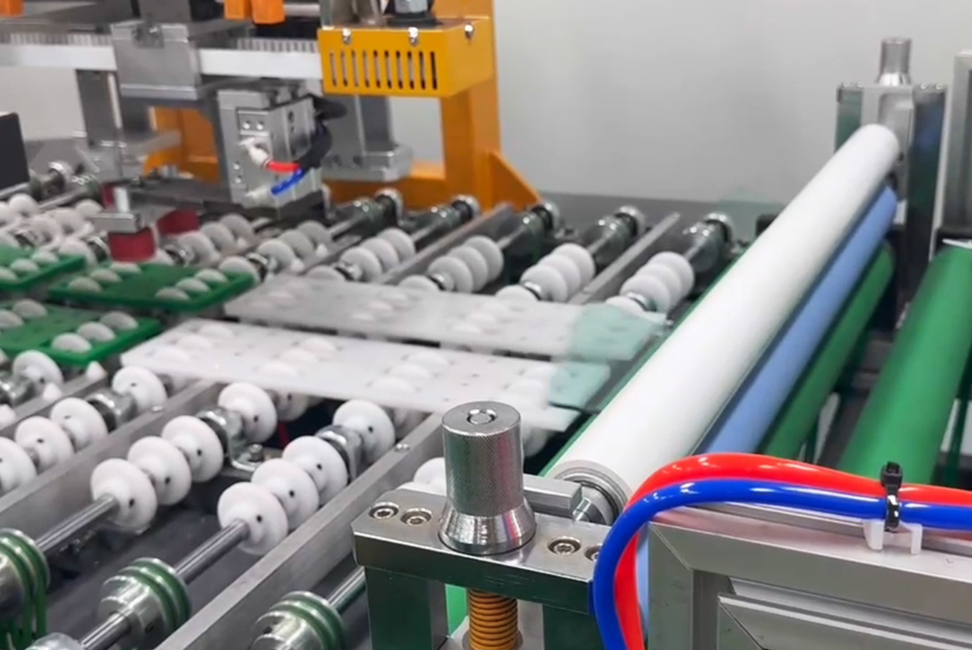 Membersihkan kedai percetakan skrin anda?