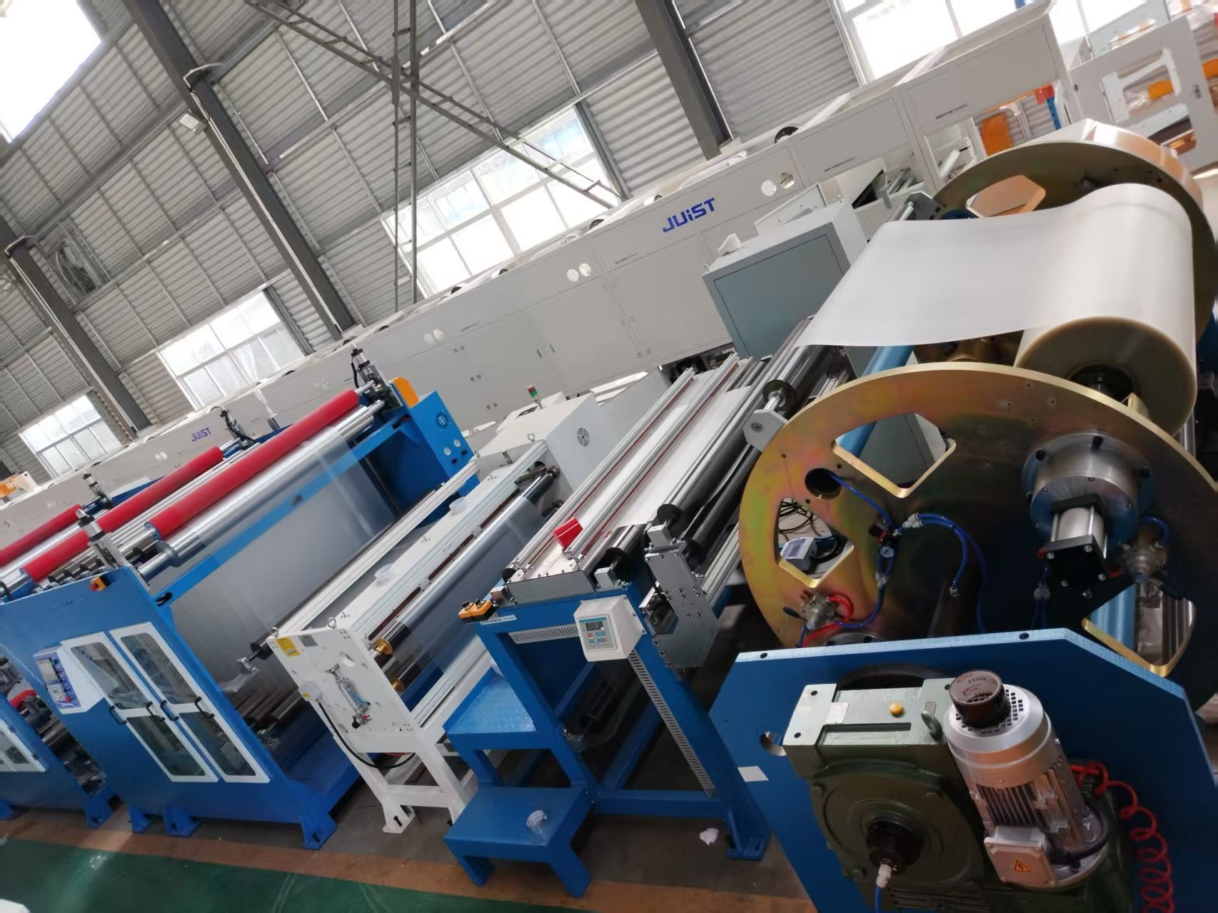Juist Menjamin Paten R & D Terkini, Inovasi Terkemuka Dalam Roll To Roll Skrin Percetakan Teknologi